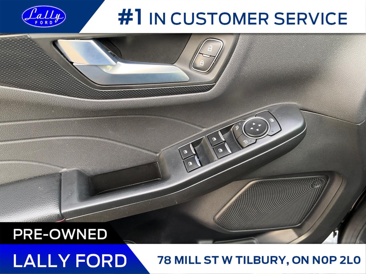 2023 Ford Escape ST-Line AWD, One Owner, Local Trade!! Photo4