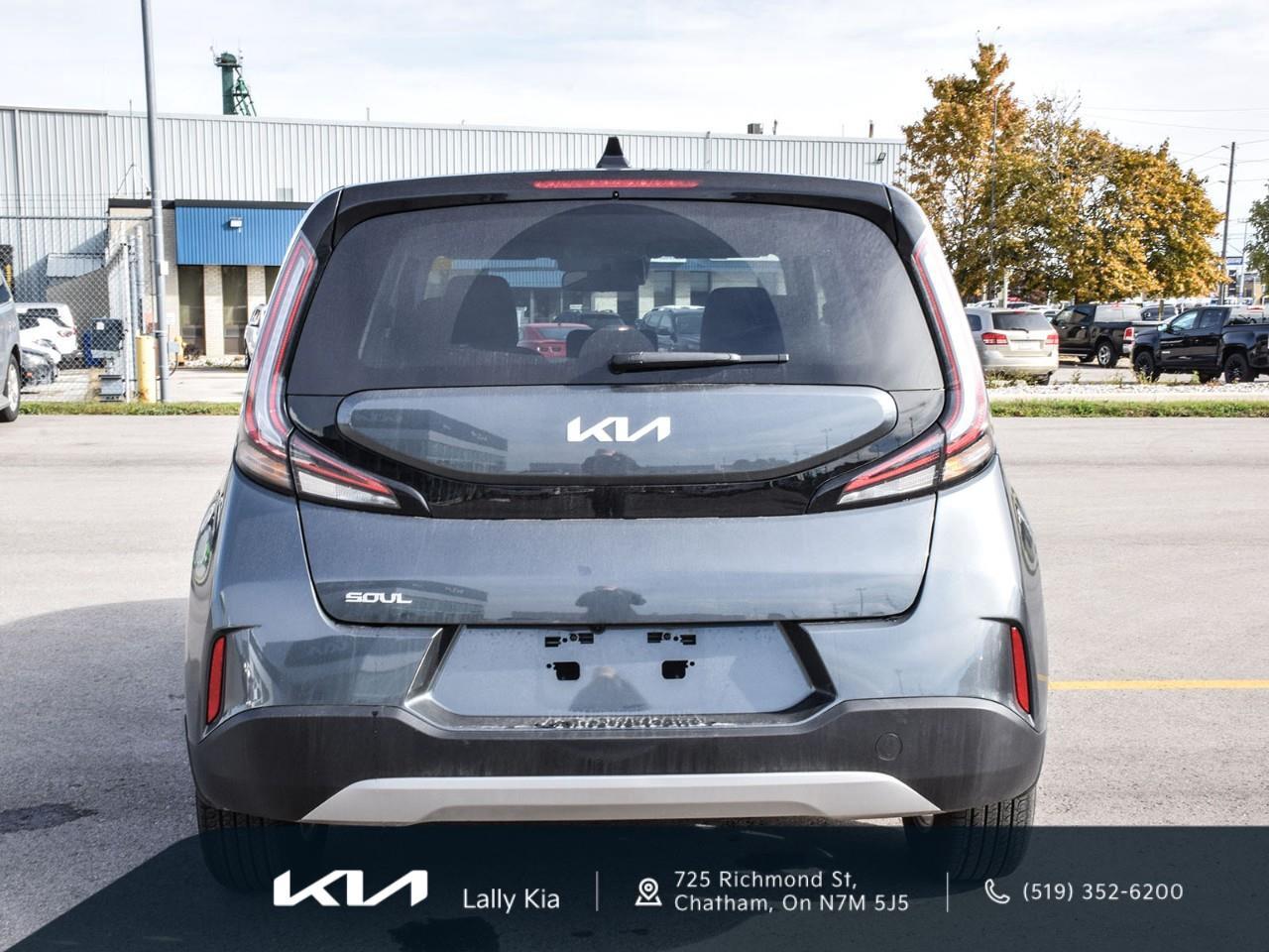 2024 Kia Soul EX New Arrival | Low KMs | Clean CarFax | Heated Seats Photo