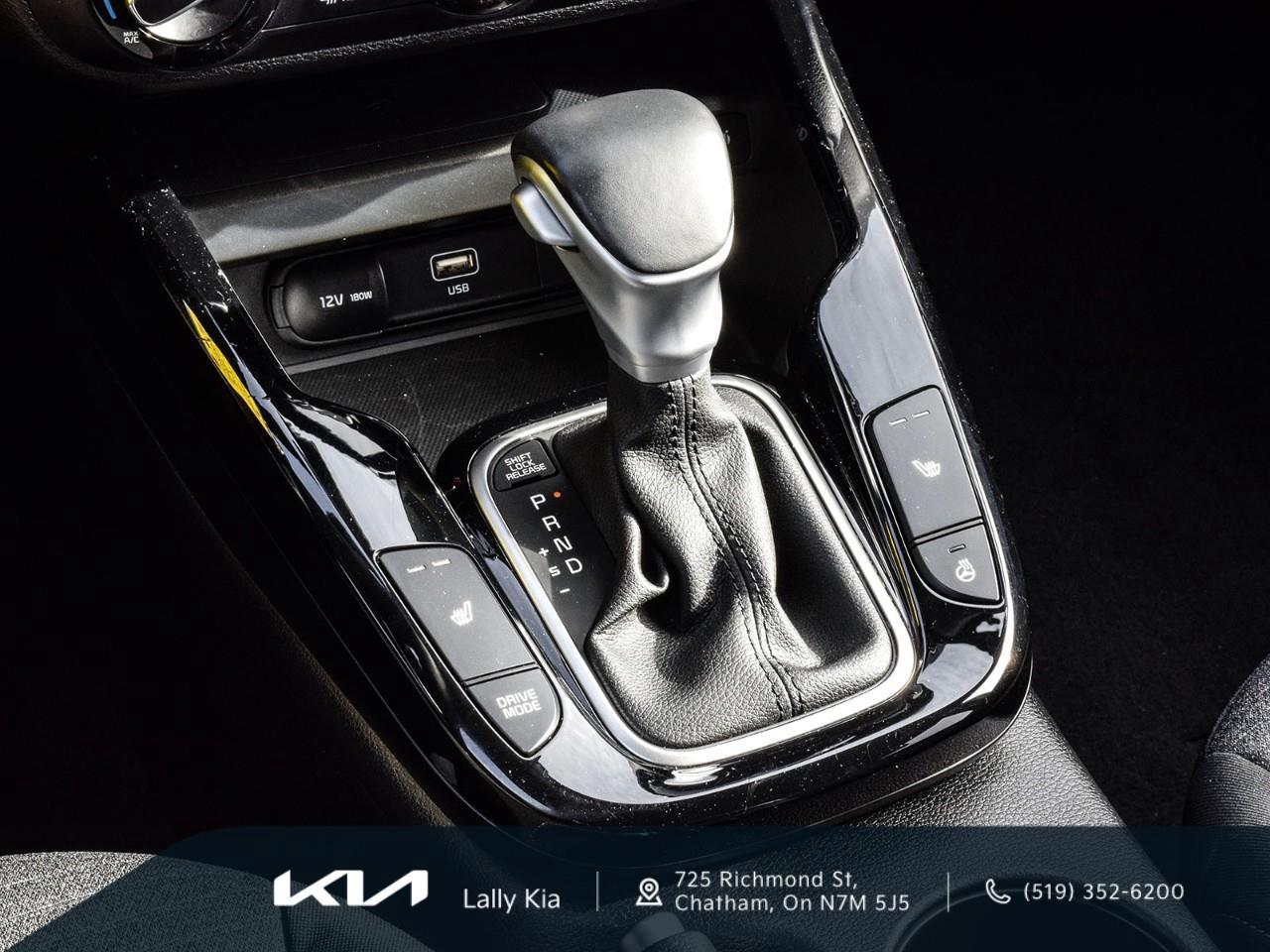 2024 Kia Soul EX New Arrival | Low KMs | Clean CarFax | Heated Seats Photo