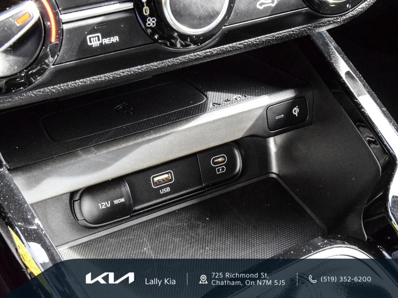 2024 Kia Soul EX New Arrival | Low KMs | Clean CarFax | Heated Seats Photo