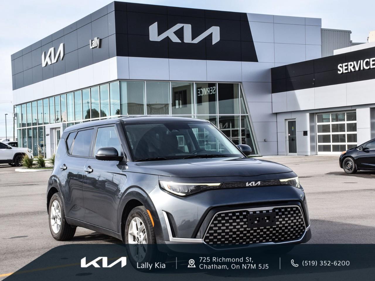 2024 Kia Soul EX New Arrival | Low KMs | Clean CarFax | Heated Seats Photo