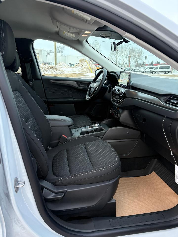 2026 Ford Escape Active Photo4