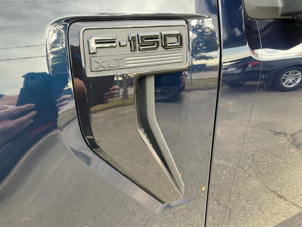2025 Ford F-150 XLT Photo5