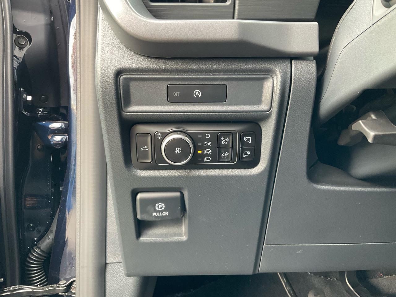 2025 Ford F-150 XLT Photo5