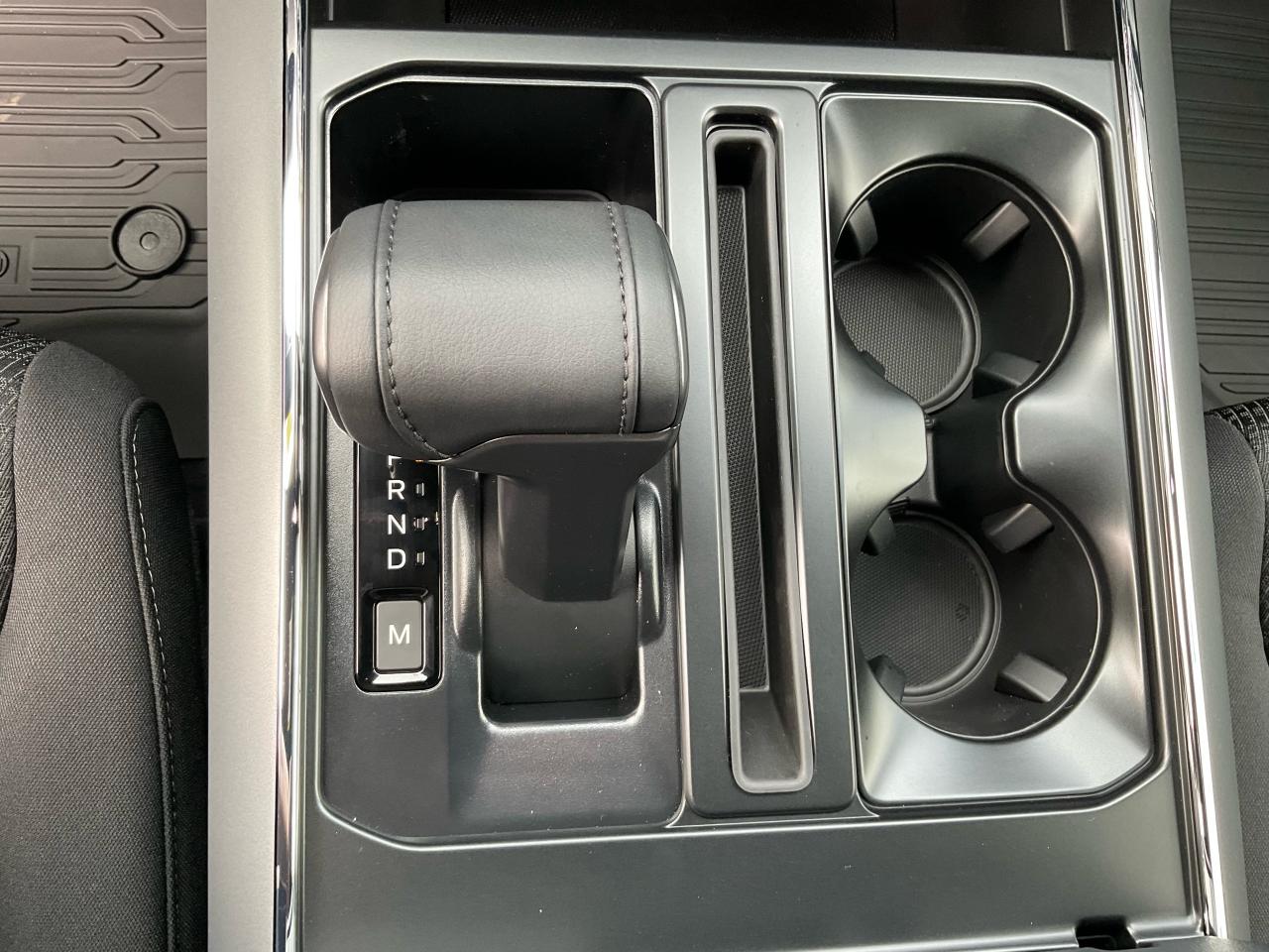 2025 Ford F-150 XLT Photo5