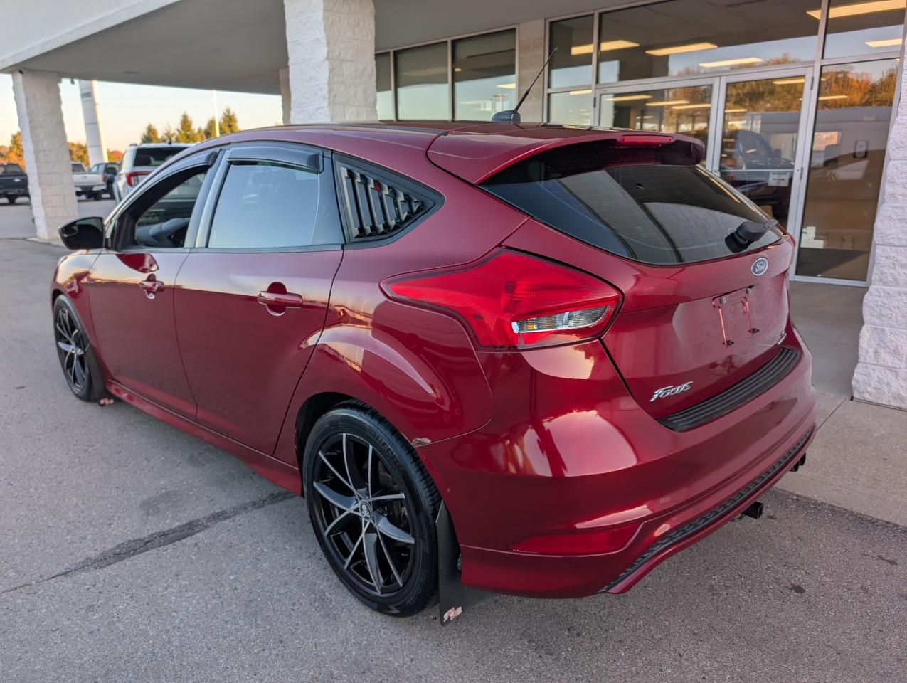2016 Ford Focus SE Photo