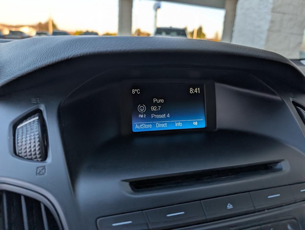 2016 Ford Focus SE Photo