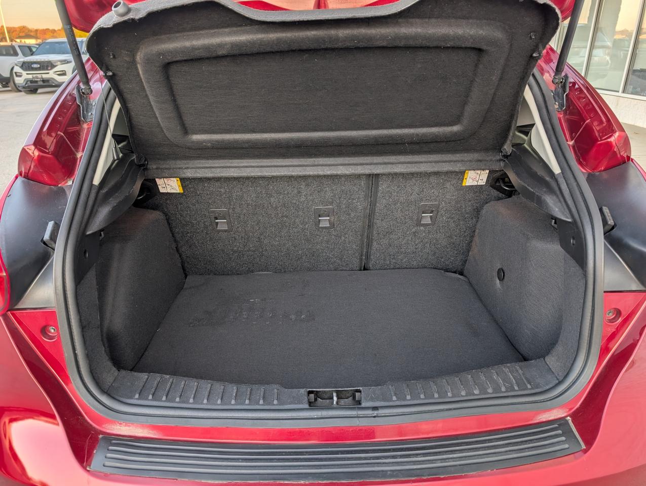 2016 Ford Focus SE Photo