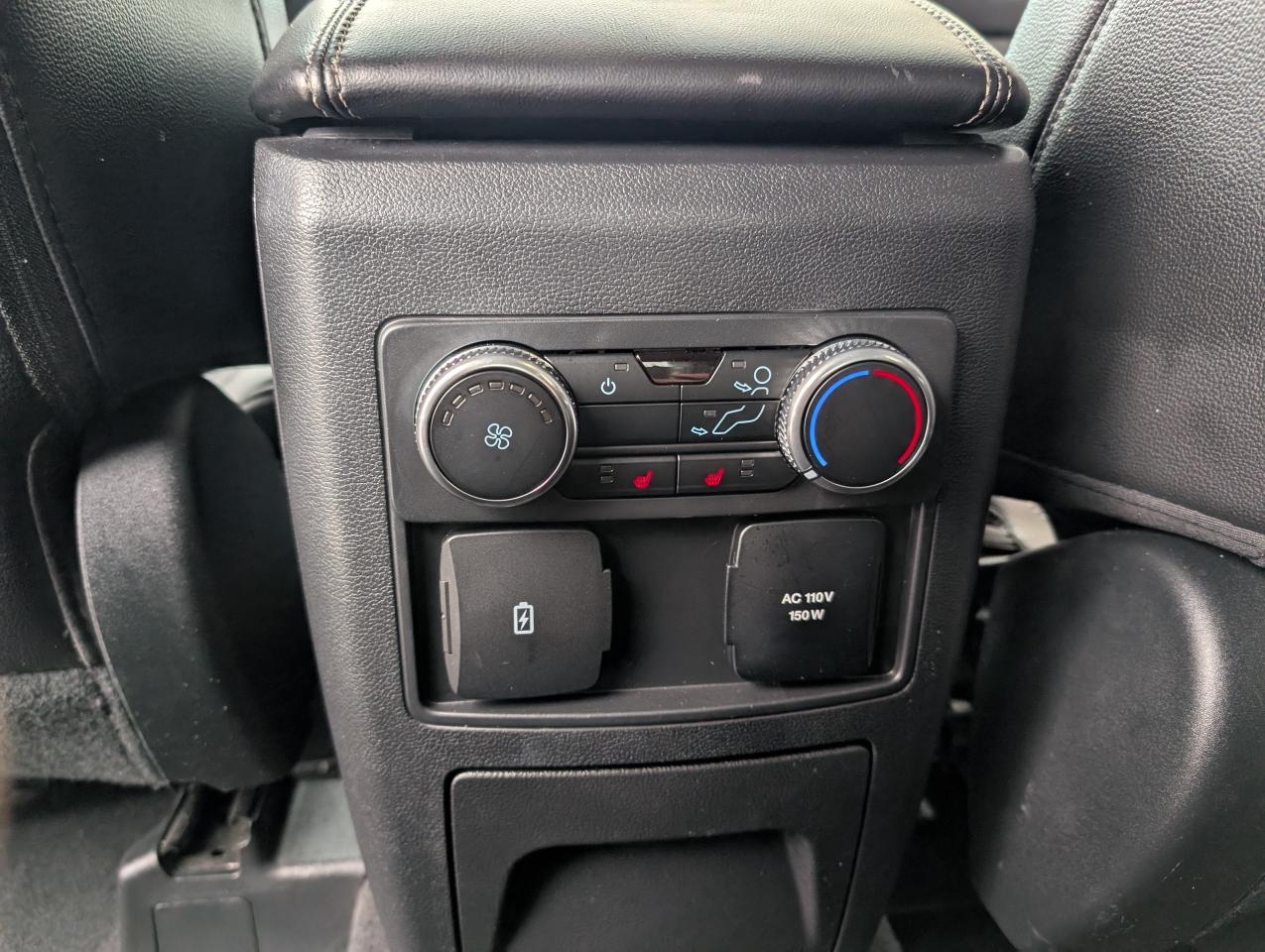 2022 Ford Explorer LIMITED Photo