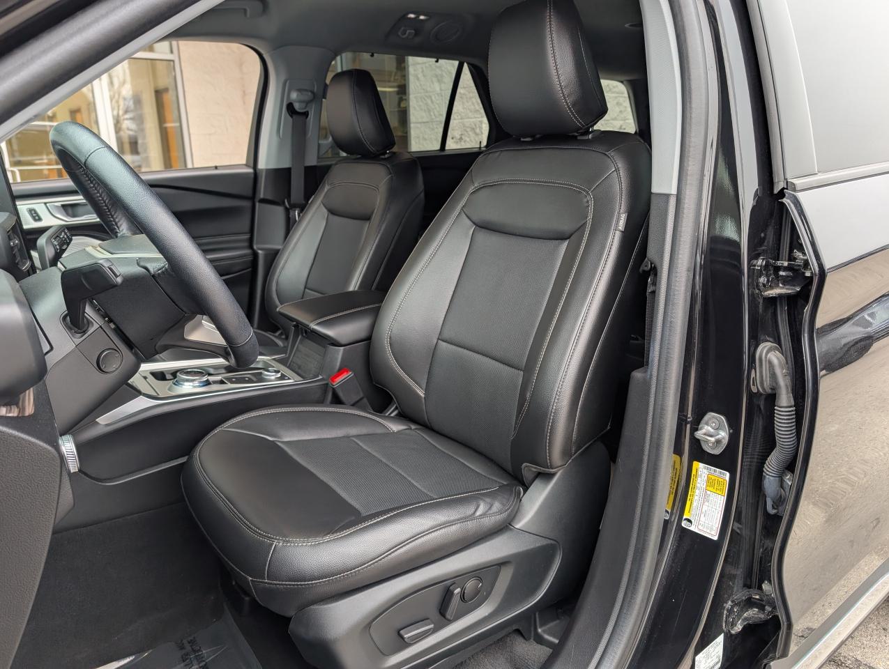 2022 Ford Explorer LIMITED Photo