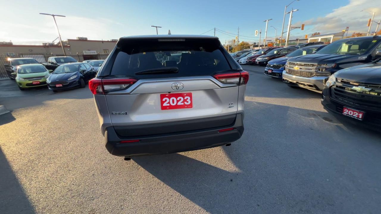 2023 Toyota RAV4 AWD | HEATED SEATS | CARPLAY | ADAPT. CRUISE | A/C Photo