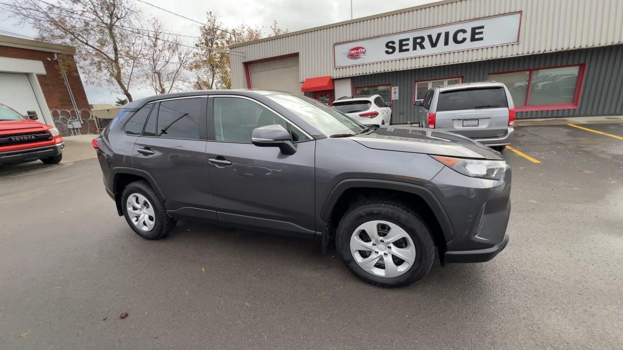 2023 Toyota RAV4 AWD | HEATED SEATS | CARPLAY | BLUETOOTH | A/C Photo