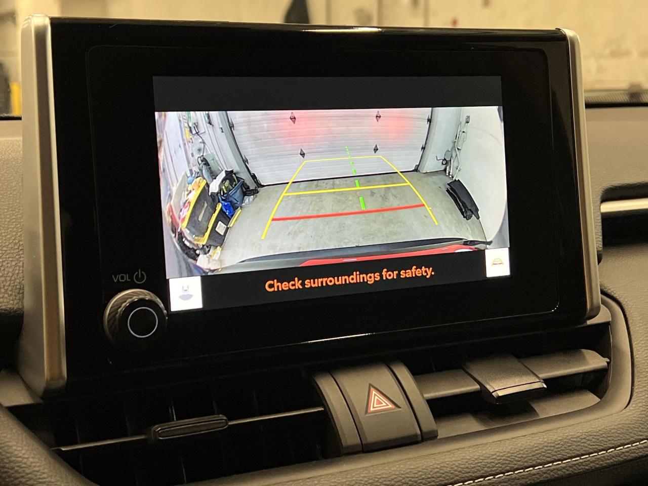 2023 Toyota RAV4 AWD | HEATED SEATS | CARPLAY | BLUETOOTH | A/C Photo