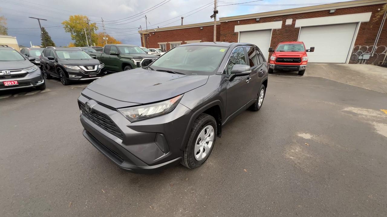 2023 Toyota RAV4 AWD | HEATED SEATS | CARPLAY | BLUETOOTH | A/C Photo3