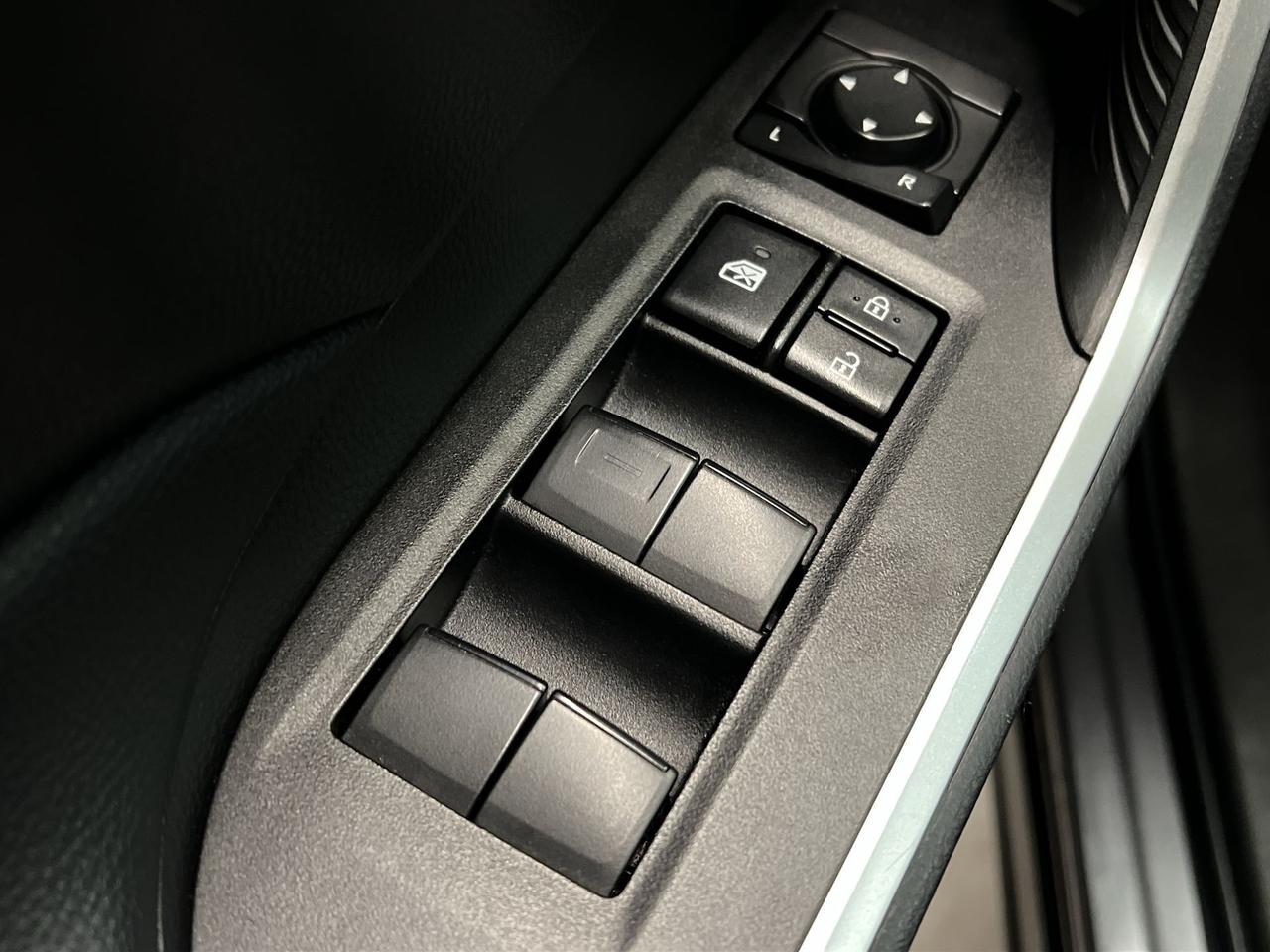 2023 Toyota RAV4 AWD | HEATED SEATS | CARPLAY | BLUETOOTH | A/C Photo