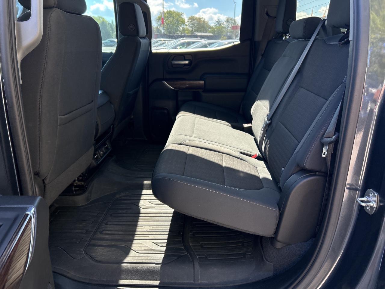 2020 GMC Sierra 1500 SLE, X31 OFF ROAD PKG, REMOTE START, BACK UP CAM! - Photo #12