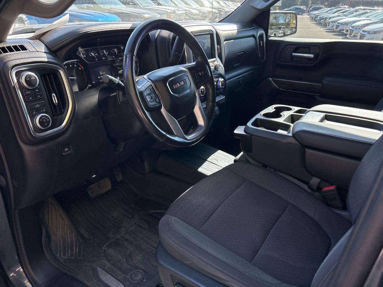 2020 GMC Sierra 1500 SLE, X31 OFF ROAD PKG, REMOTE START, BACK UP CAM! - Photo #14