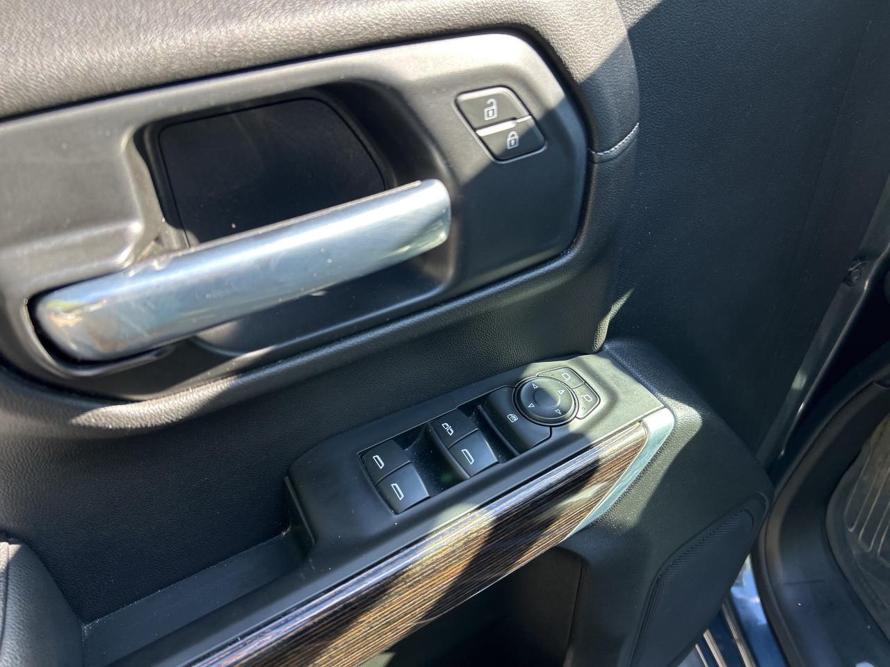 2020 GMC Sierra 1500 SLE, X31 OFF ROAD PKG, REMOTE START, BACK UP CAM! - Photo #16