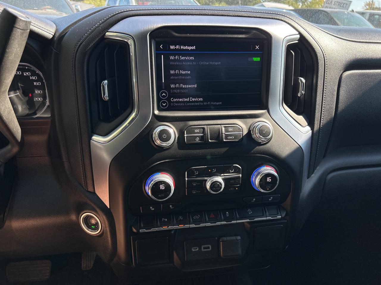 2020 GMC Sierra 1500 SLE, X31 OFF ROAD PKG, REMOTE START, BACK UP CAM! - Photo #19