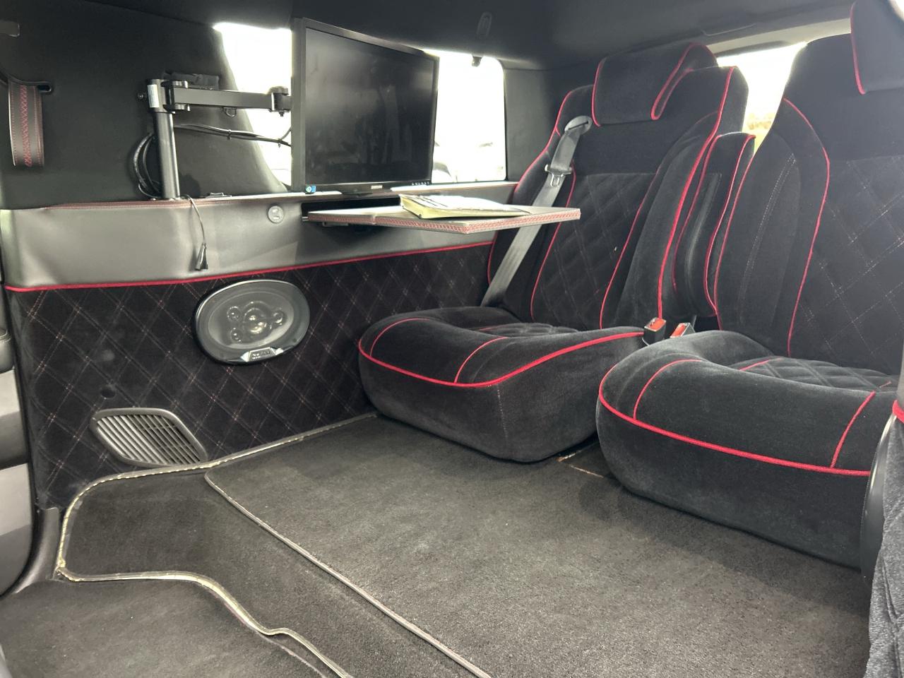 2016 GMC Yukon XL EXECUTIVE SEATING, REAR SOUND SYSTEM, REMOTE START - Photo #12