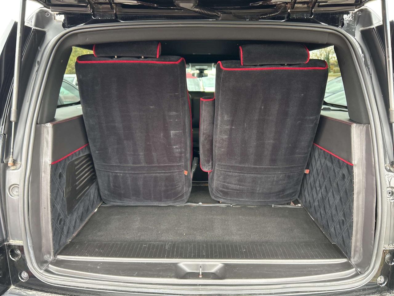2016 GMC Yukon EXECUTIVE SEATING, REAR SOUND SYSTEM, REMOTE START Photo