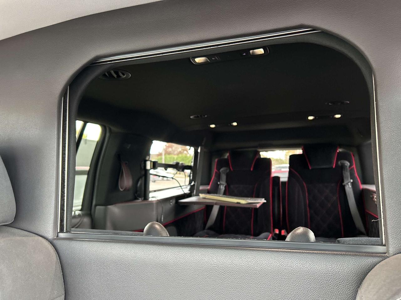 2016 GMC Yukon EXECUTIVE SEATING, REAR SOUND SYSTEM, REMOTE START - Photo #20