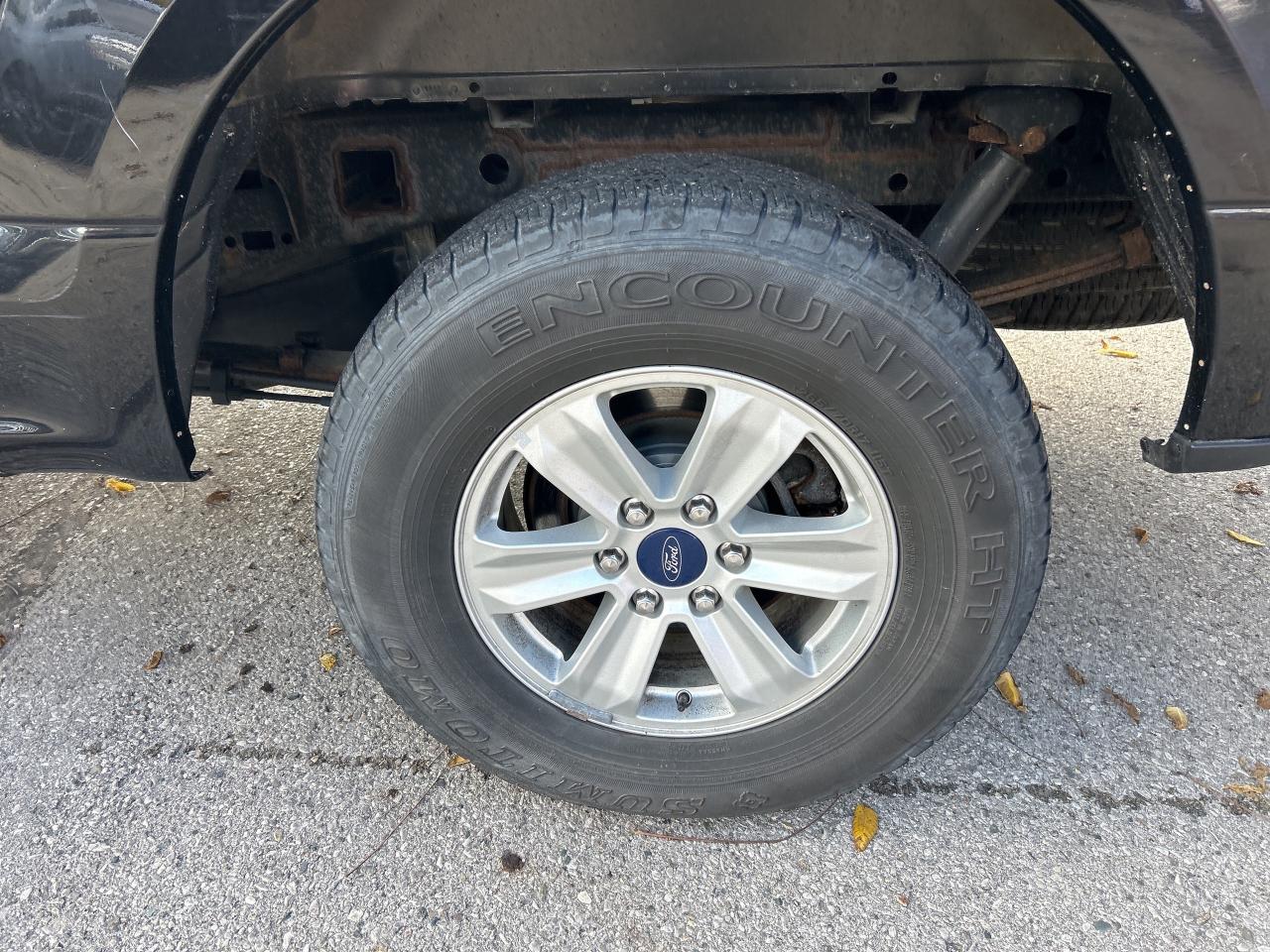 2016 Ford F-150 XLT, POWER SEAT & PEDALS, LOCAL TRADE! - Photo #10