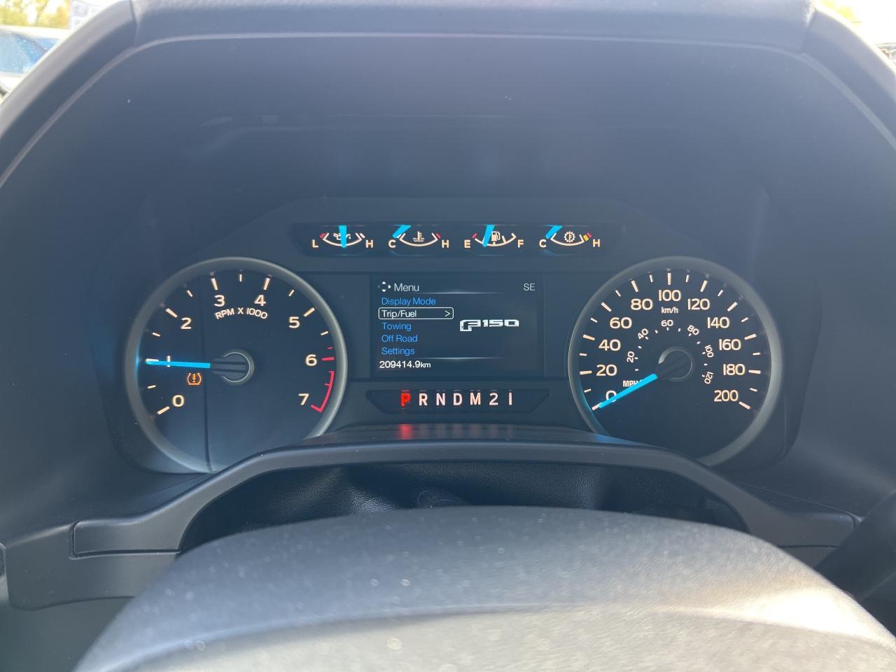 2016 Ford F-150 XLT, POWER SEAT & PEDALS, LOCAL TRADE! - Photo #17