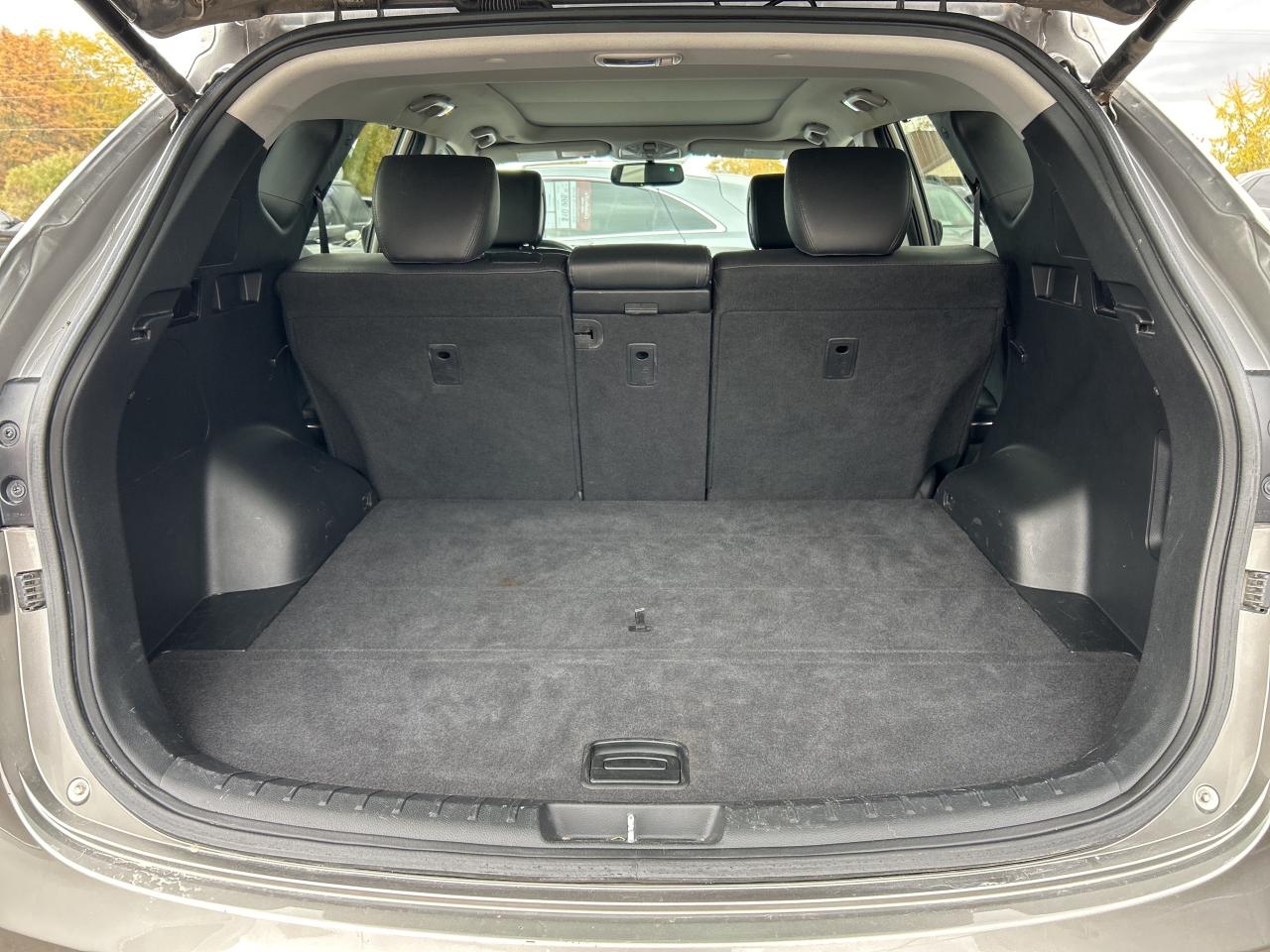 2016 Hyundai Santa Fe Sport LUXURY, CLEAN CARFAX, HEATED LEATHER, NEW ENGINE! - Photo #11