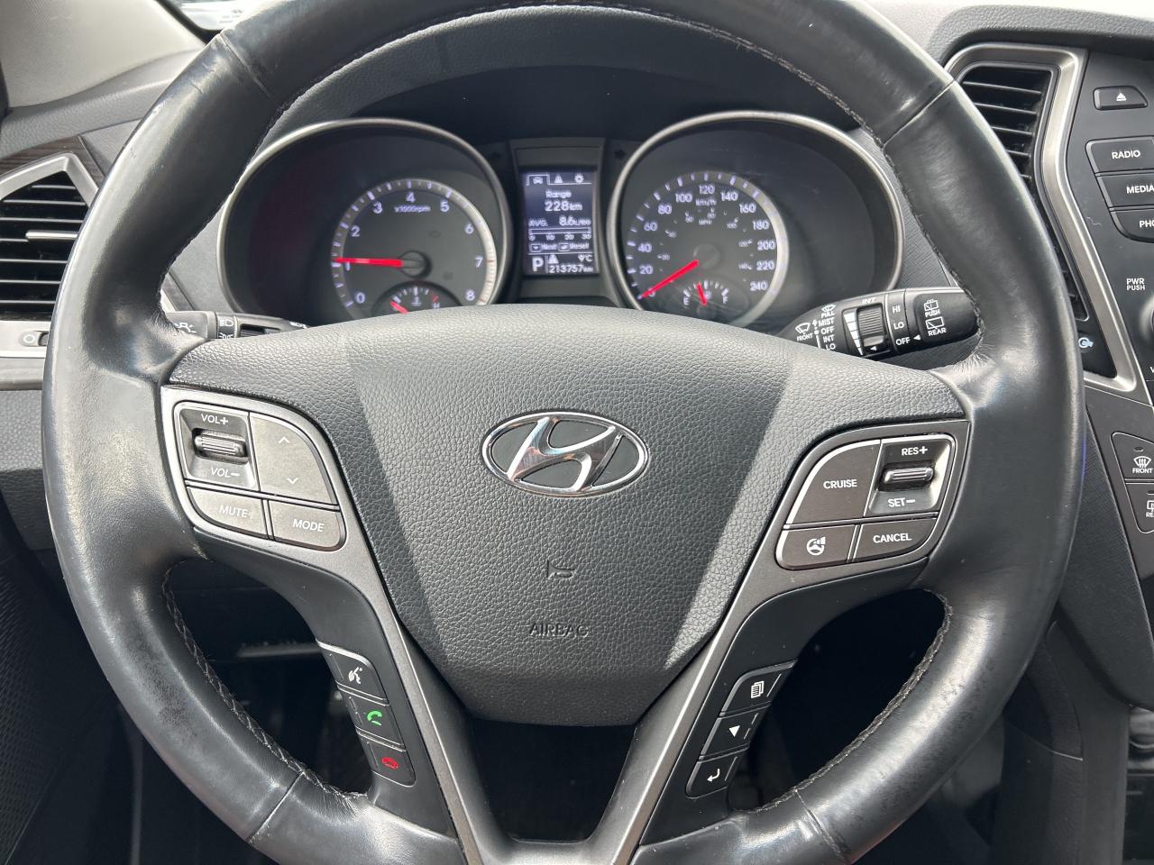 2016 Hyundai Santa Fe Sport LUXURY, CLEAN CARFAX, HEATED LEATHER, NEW ENGINE! - Photo #18