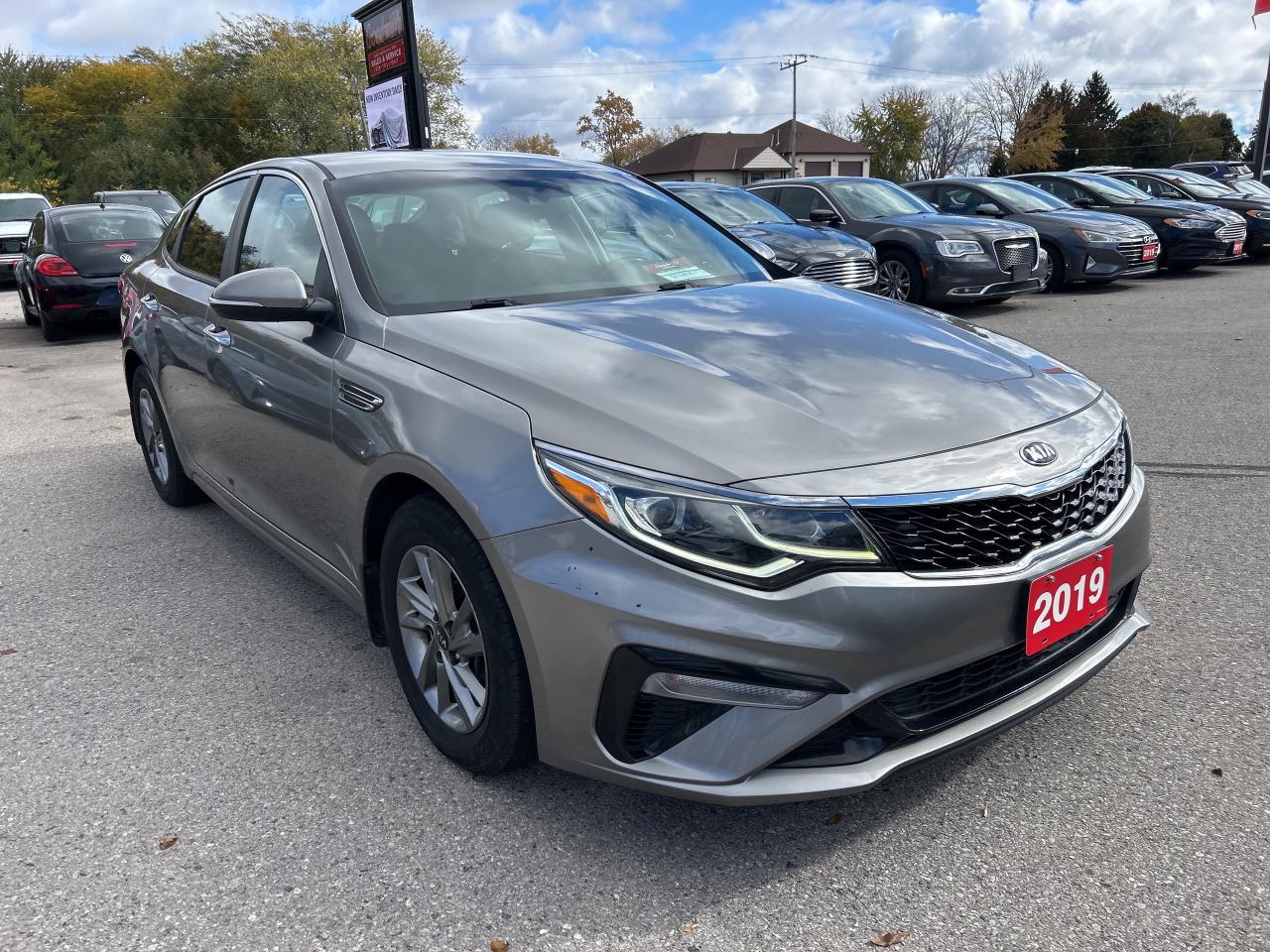 2019 Kia Optima LX, CLEAN CARFAX, KEEP LANE ASSIST, HEATED SEATS! - Photo #4