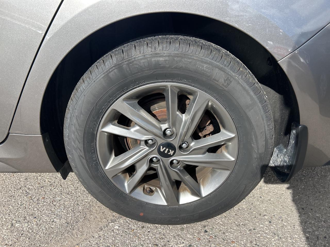 2019 Kia Optima LX, CLEAN CARFAX, KEEP LANE ASSIST, HEATED SEATS! - Photo #10