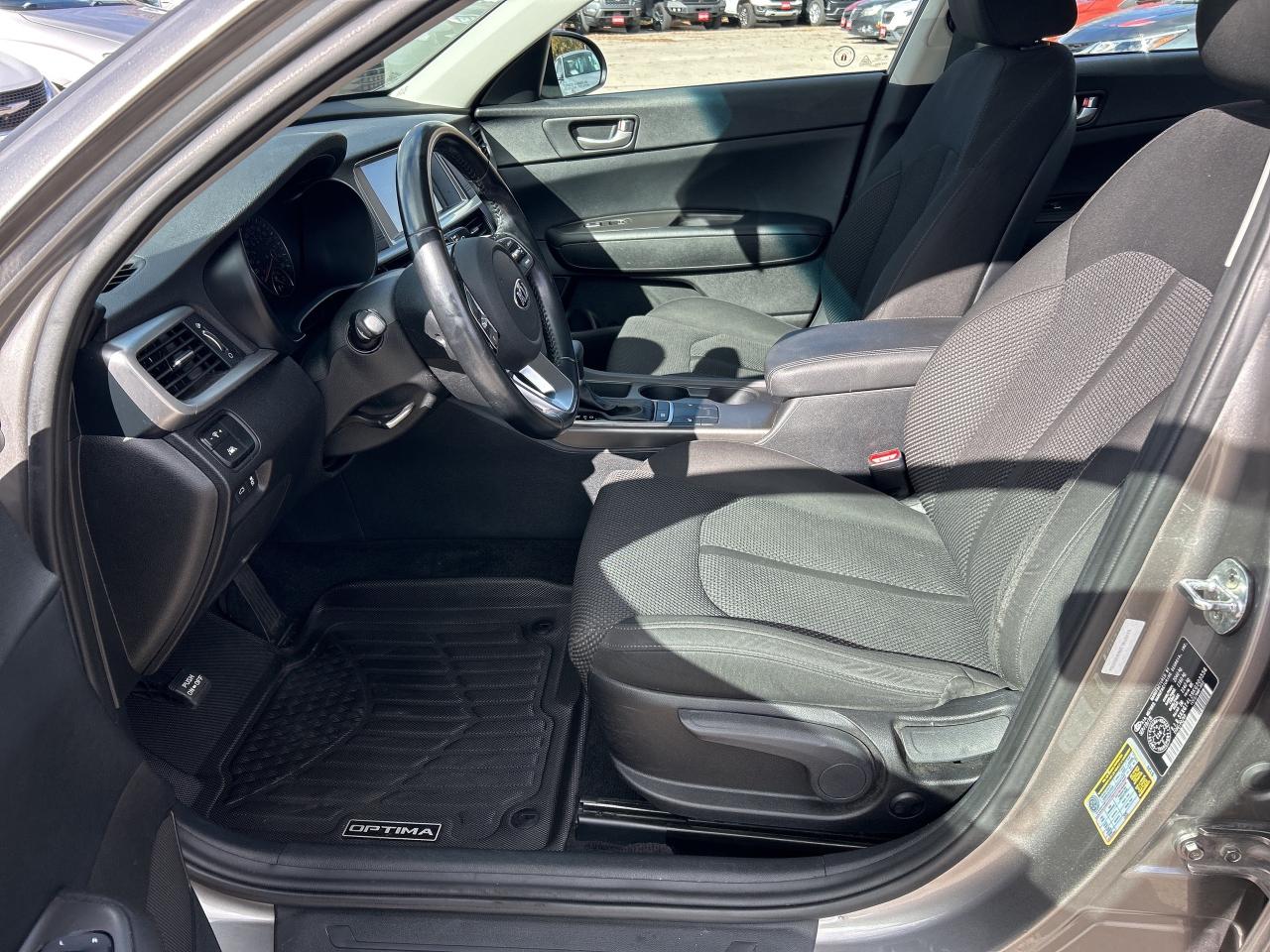 2019 Kia Optima LX, CLEAN CARFAX, KEEP LANE ASSIST, HEATED SEATS! - Photo #14