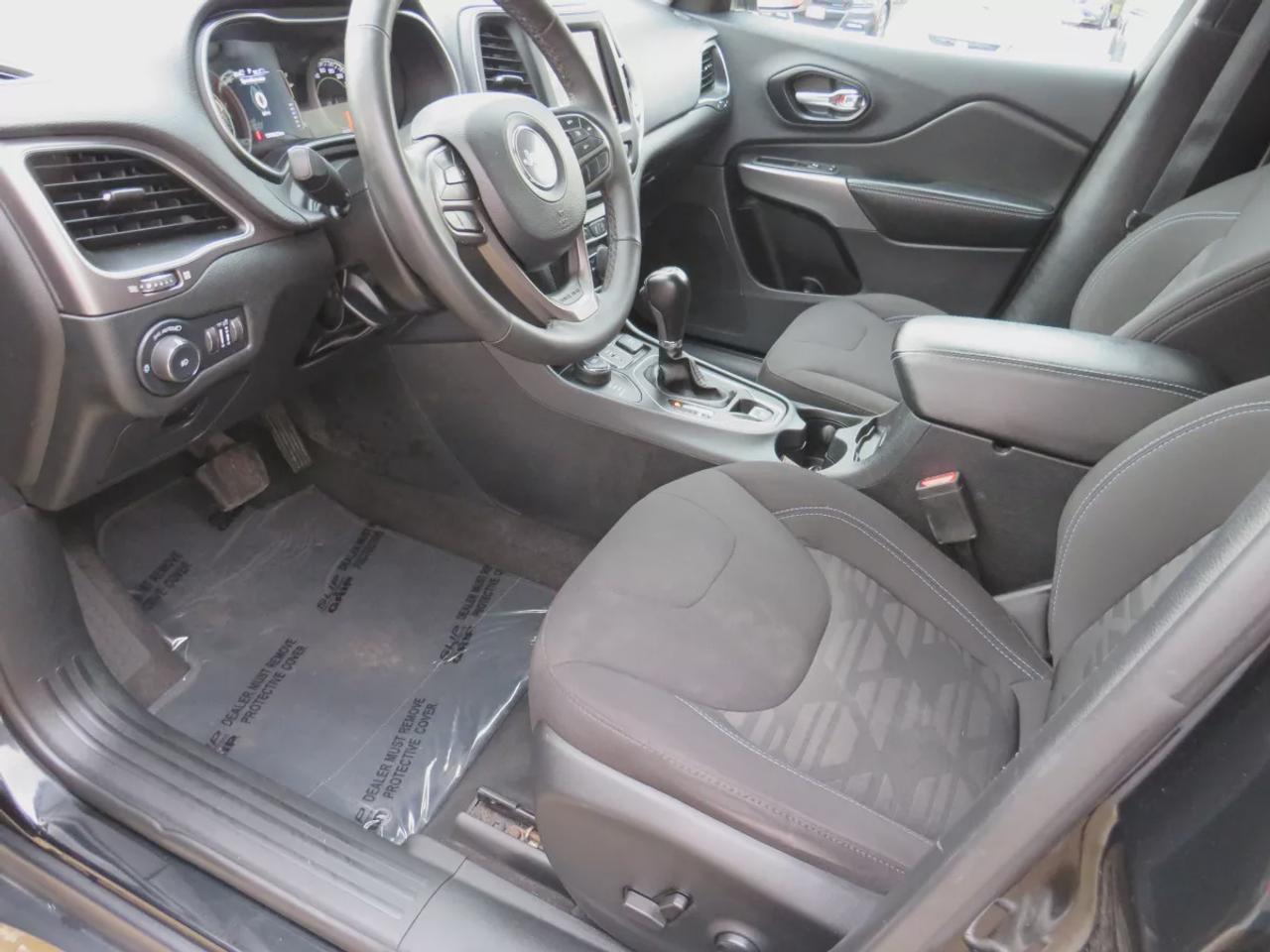 2022 Jeep Cherokee North  | Clean Title | No Accidents | Safety Certified | 4Wd | Alloy Rims | Remote Start | Fog Lights | Push Button Start | Power Seats | Digital Touchscreen | Heated Seats | Heated Steering Wheel | Reverse Camera | Drive Modes | Aux | USB Photo