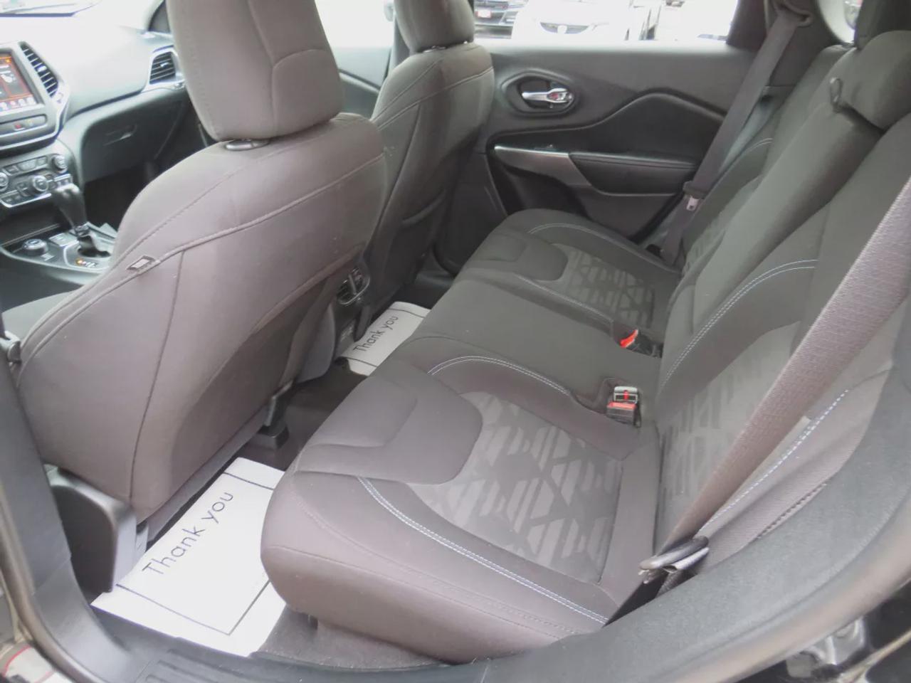 2022 Jeep Cherokee North  | Clean Title | No Accidents | Safety Certified | 4Wd | Alloy Rims | Remote Start | Fog Lights | Push Button Start | Power Seats | Digital Touchscreen | Heated Seats | Heated Steering Wheel | Reverse Camera | Drive Modes | Aux | USB Photo