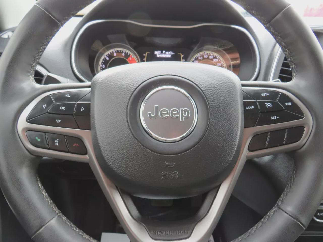2022 Jeep Cherokee North  | Clean Title | No Accidents | Safety Certified | 4Wd | Alloy Rims | Remote Start | Fog Lights | Push Button Start | Power Seats | Digital Touchscreen | Heated Seats | Heated Steering Wheel | Reverse Camera | Drive Modes | Aux | USB Photo