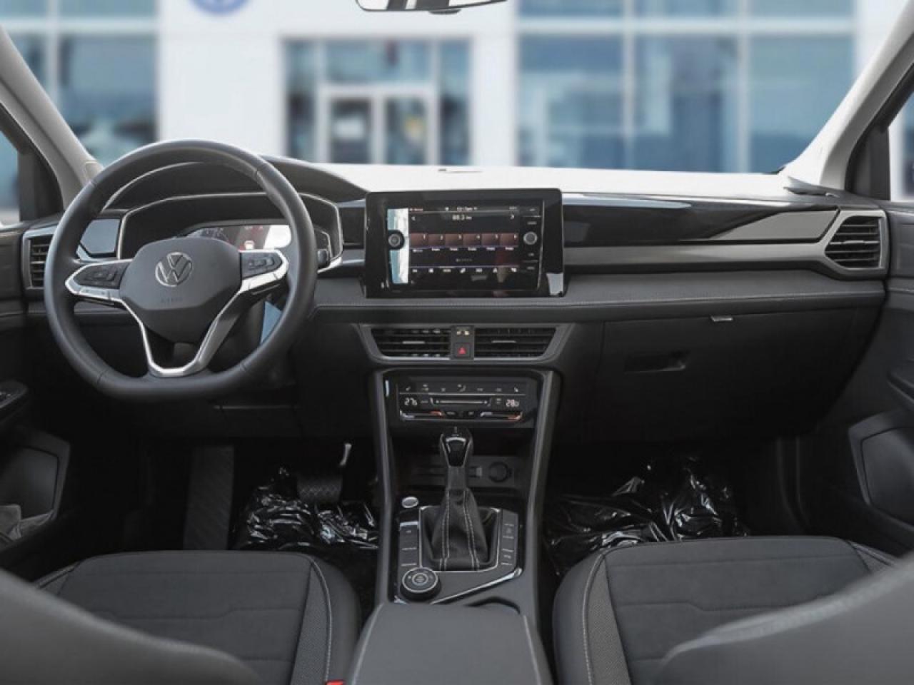 2026 Volkswagen Taos Comfortline Black Edition Photo