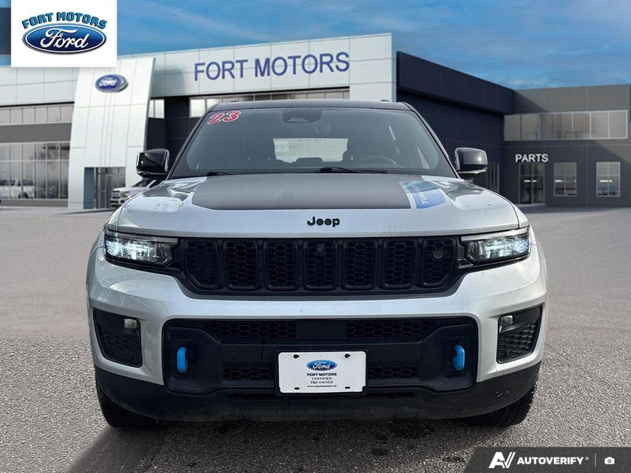 2023 Jeep Grand Cherokee 4xe Trailhawk Photo1