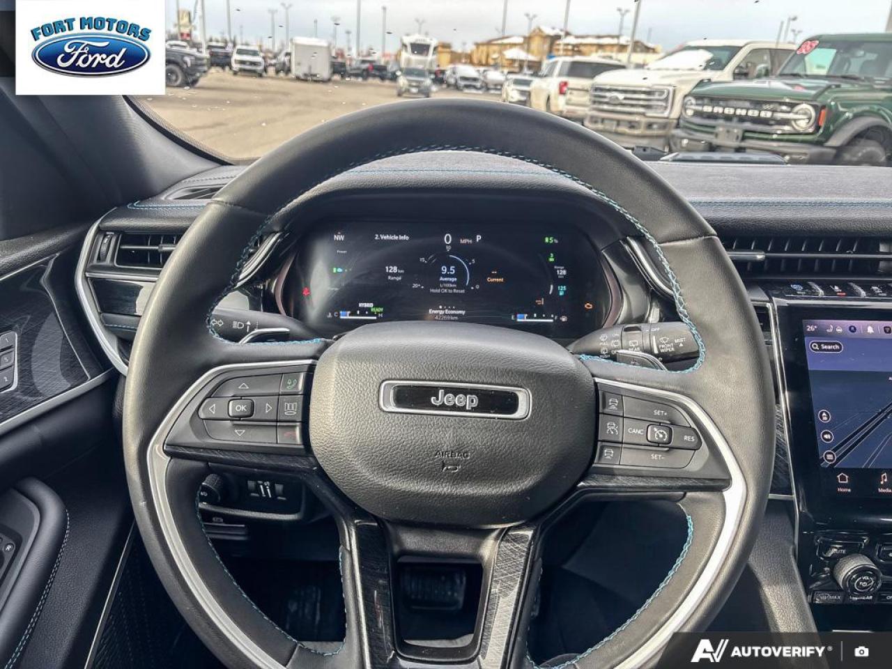 2023 Jeep Grand Cherokee 4xe Trailhawk Photo5