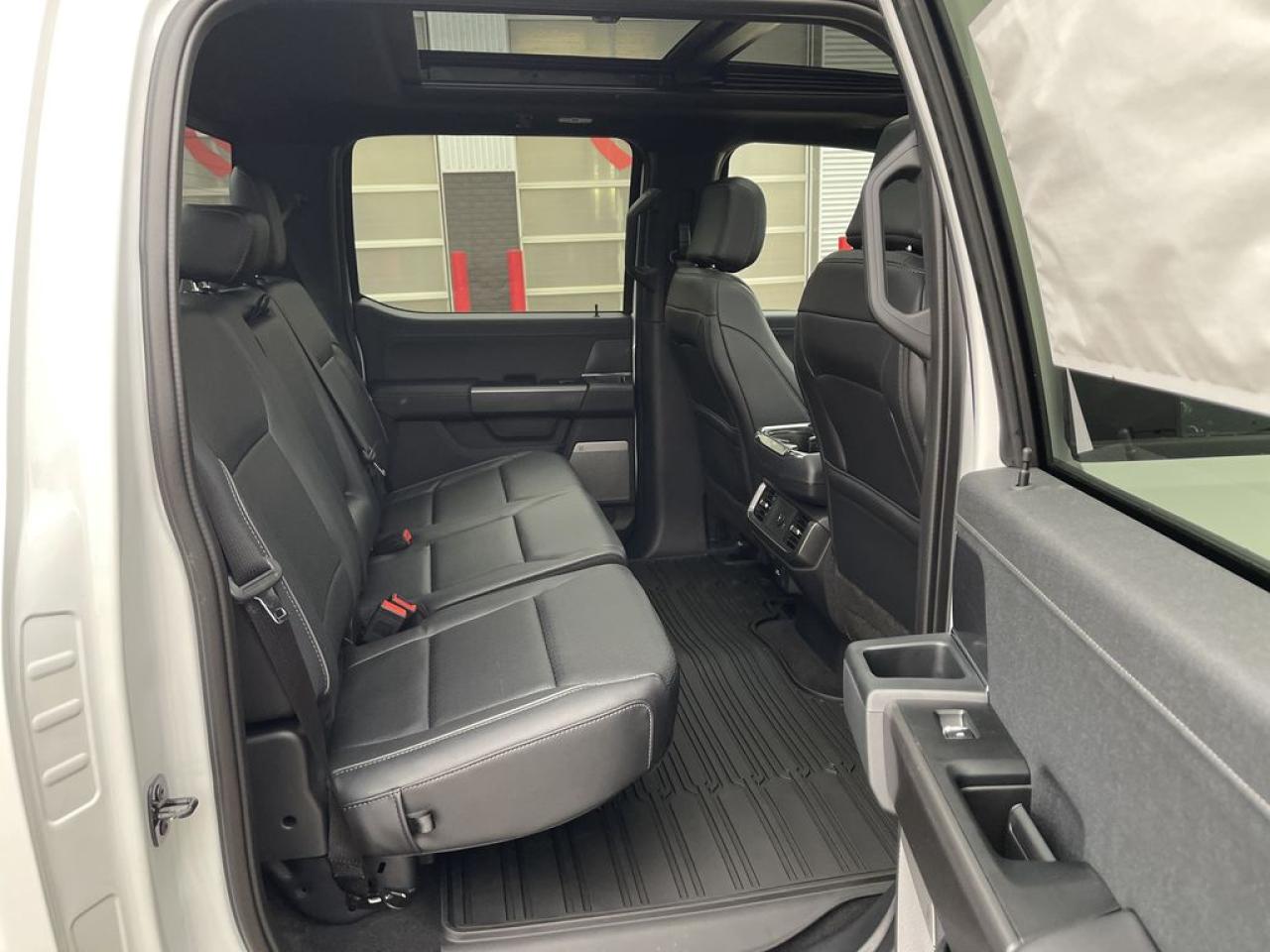 2025 Ford F-150 LARIAT 6.5' Box 501A Photo5