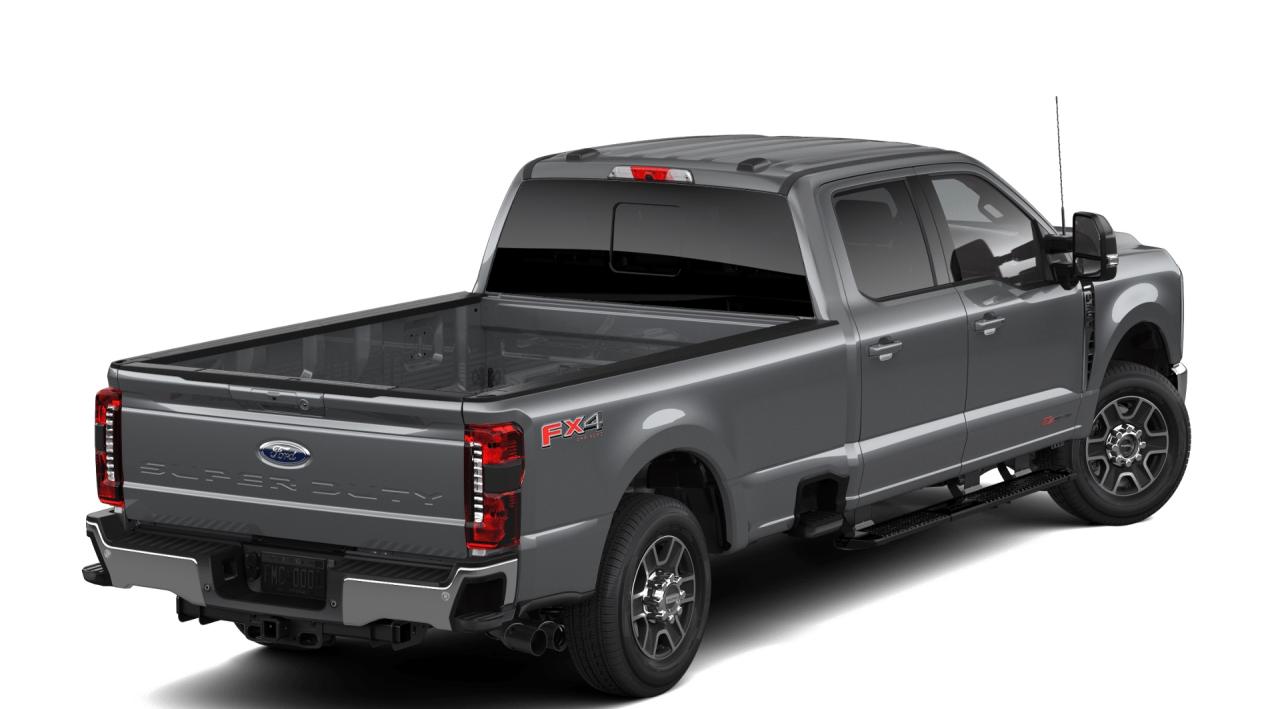 2026 Ford SUPERDUTY F-350® Lariat® Photo5