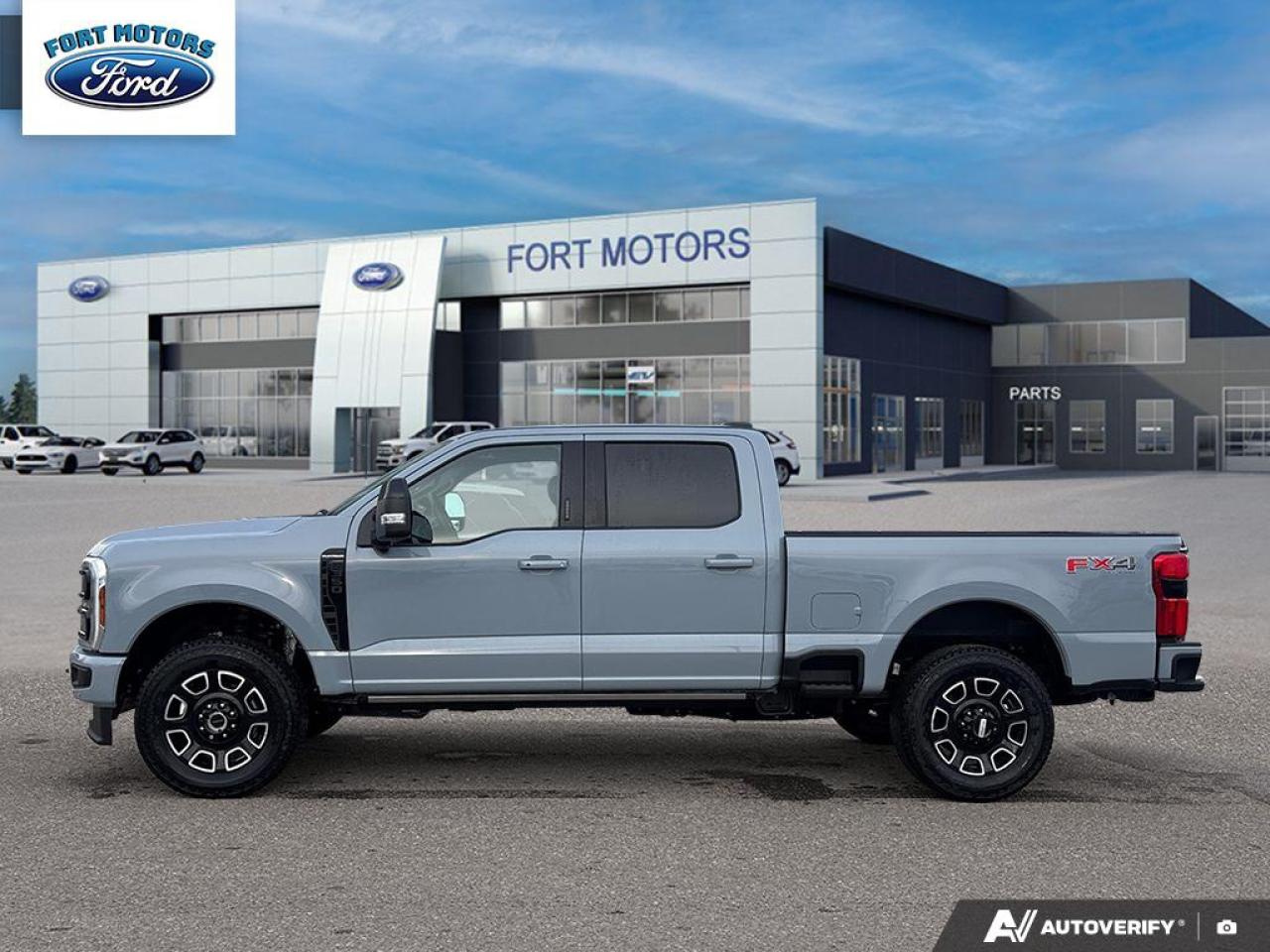 2026 Ford SUPERDUTY F-350® Platinum® Photo2