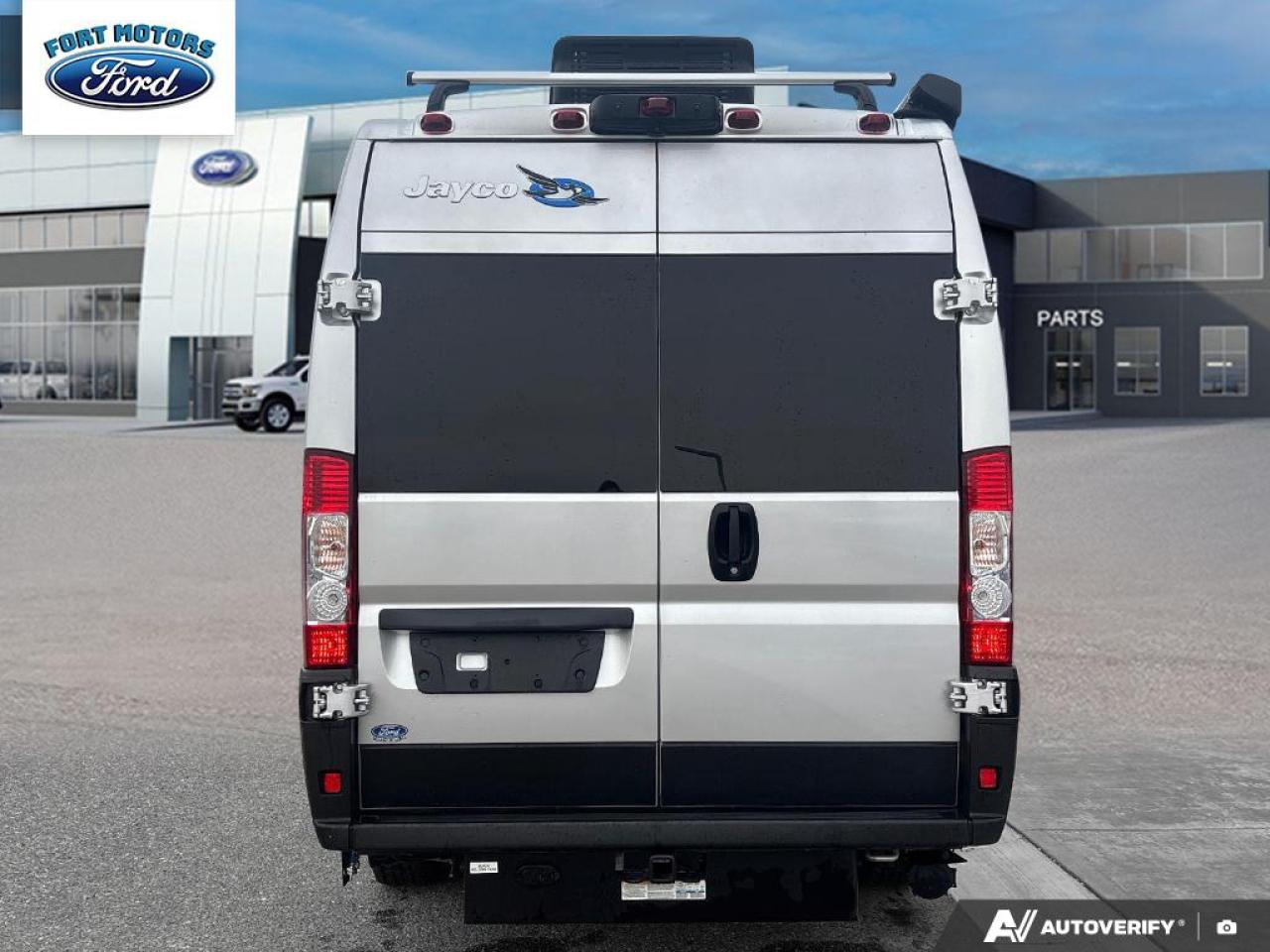 2023 Jayco Swift 20E Motorhome Photo4