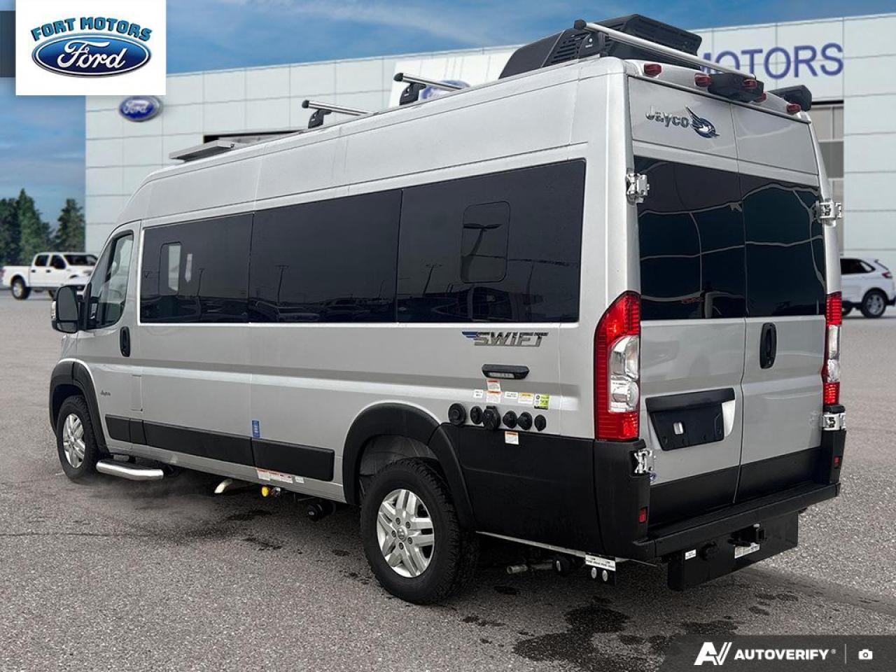 2023 Jayco Swift 20E Motorhome Photo3