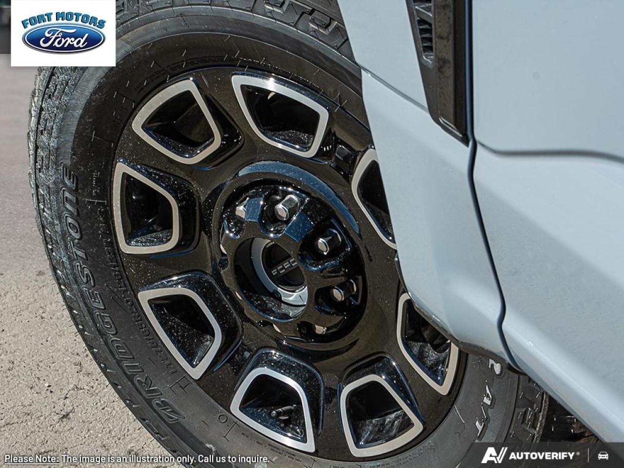 2026 Ford SUPERDUTY F-350® Platinum® Photo5