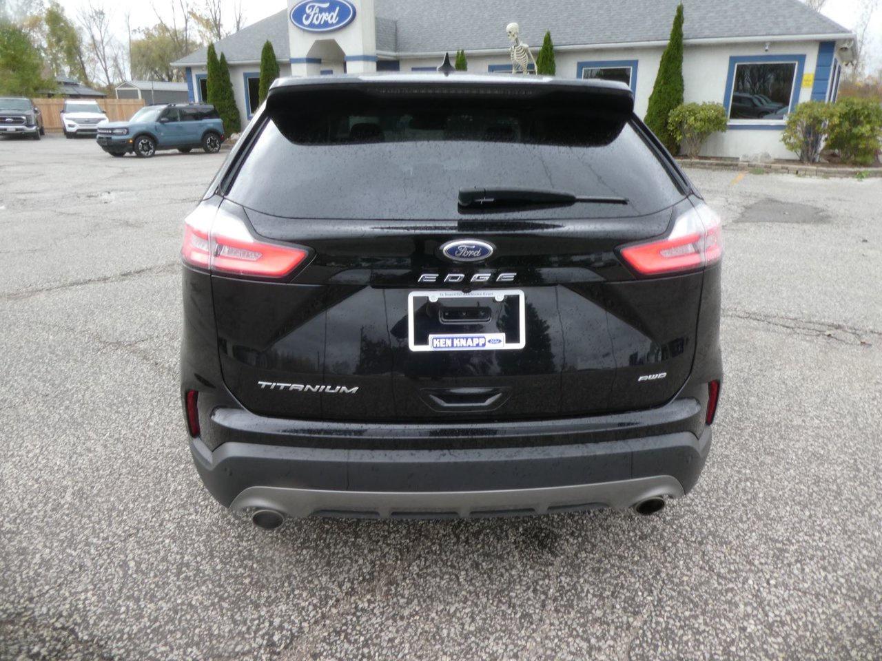 2023 Ford Edge Titanium Titanium Photo