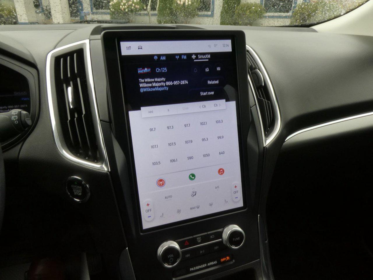 2023 Ford Edge Titanium Titanium Photo