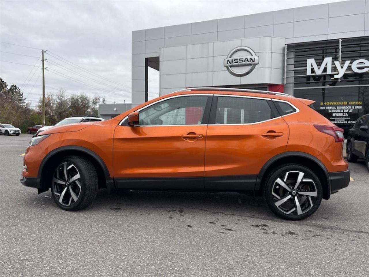 2021 Nissan Qashqai SL AWD  One Owner Lease Return, Clean CARFAX Photo