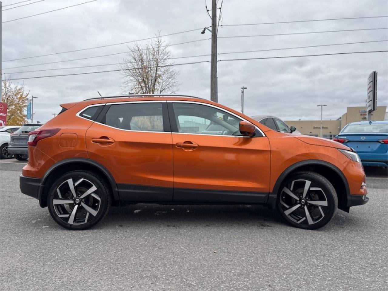 2021 Nissan Qashqai SL AWD  One Owner Lease Return, Clean CARFAX Photo