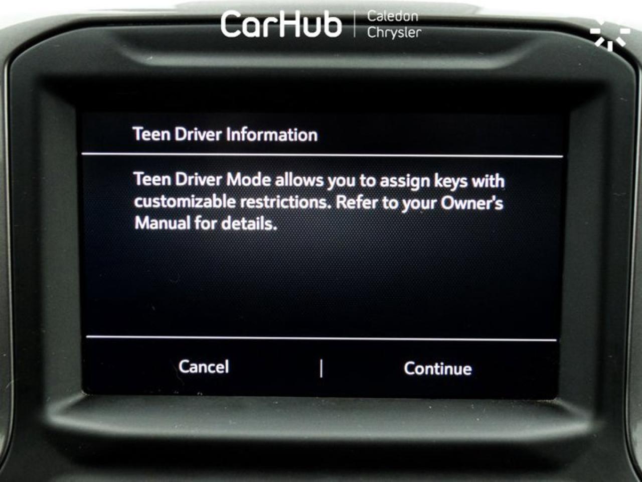 2023 GMC Sierra 1500 Pro 4WD Crew Cab 157" 5.3L 6Passenger Backup Camera Bluetooth Photo